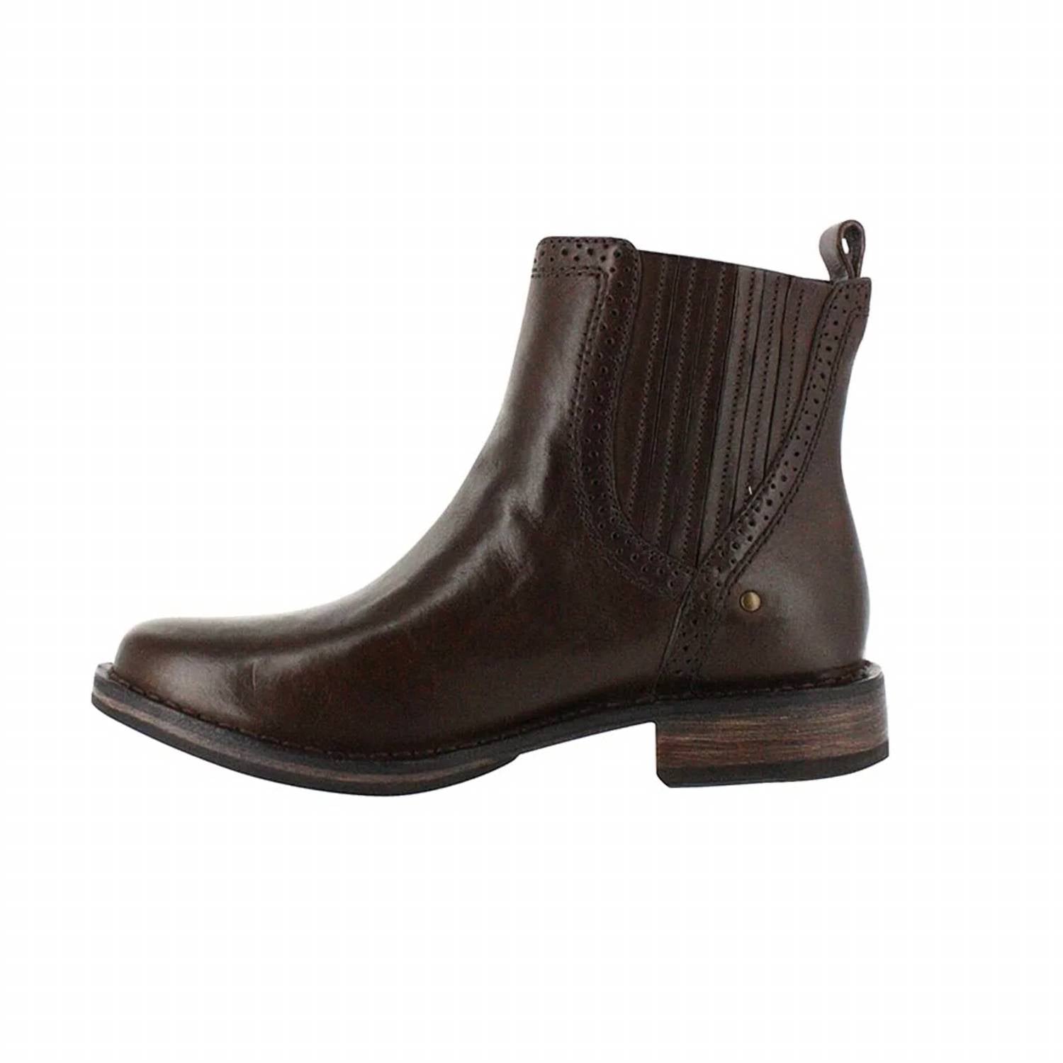 Ugg - Women's Caraby Leather Chelsea Boots