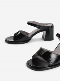Intentionally Blank - Women's Apex Sandals
