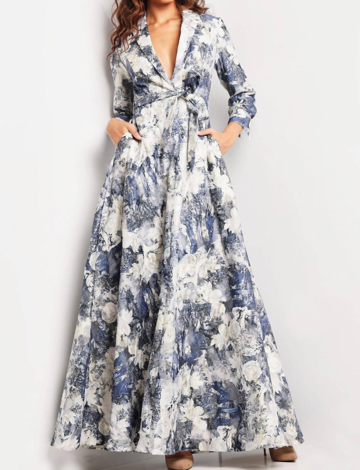 Jovani - Print Long Sleeve Vneck Gown