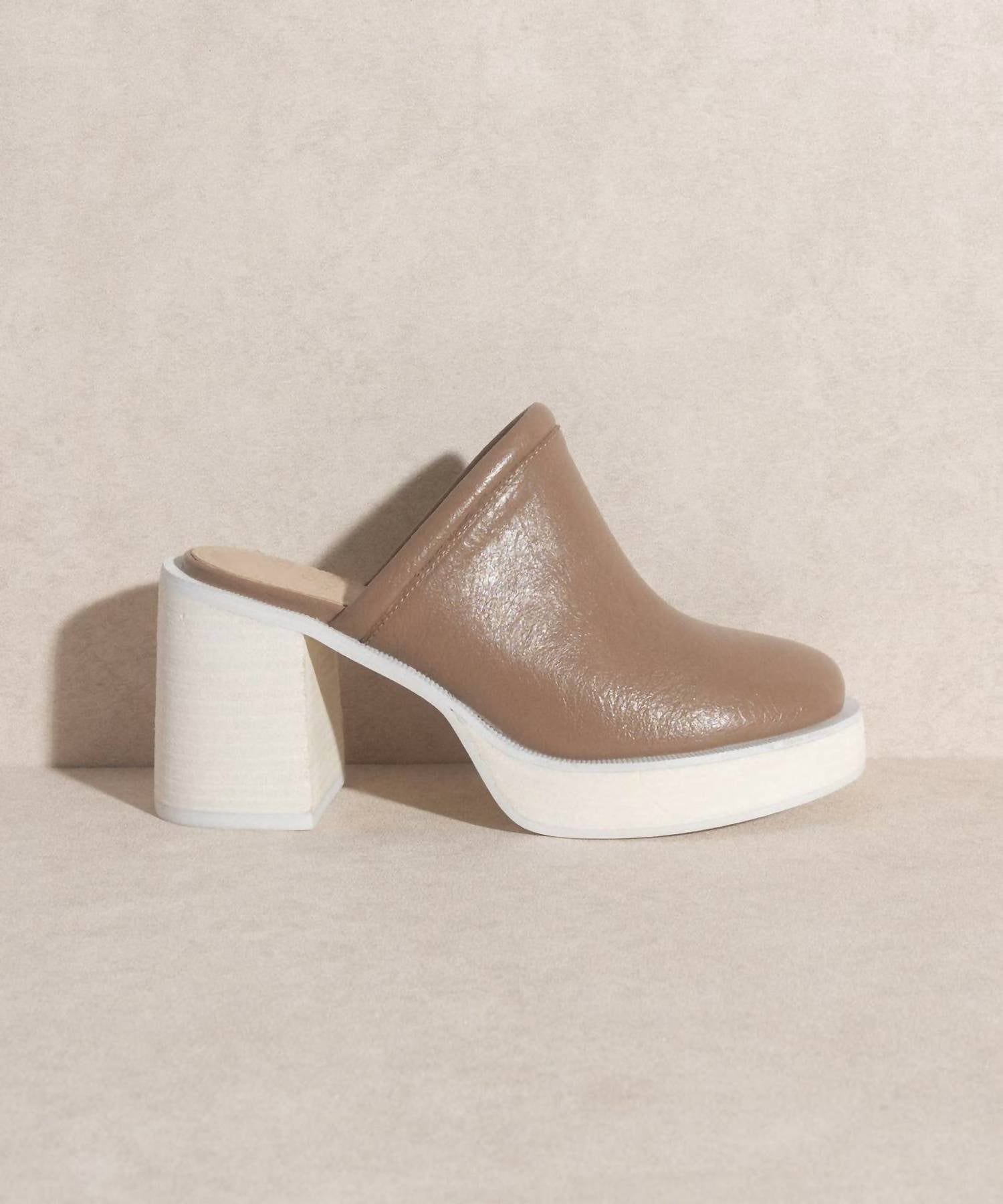 Oasis Society - Women's The Ava Clog