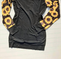 Shirley Stone - Sunflower Pocket Top