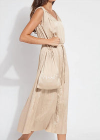 Lysse - The Packable Pleated Dress