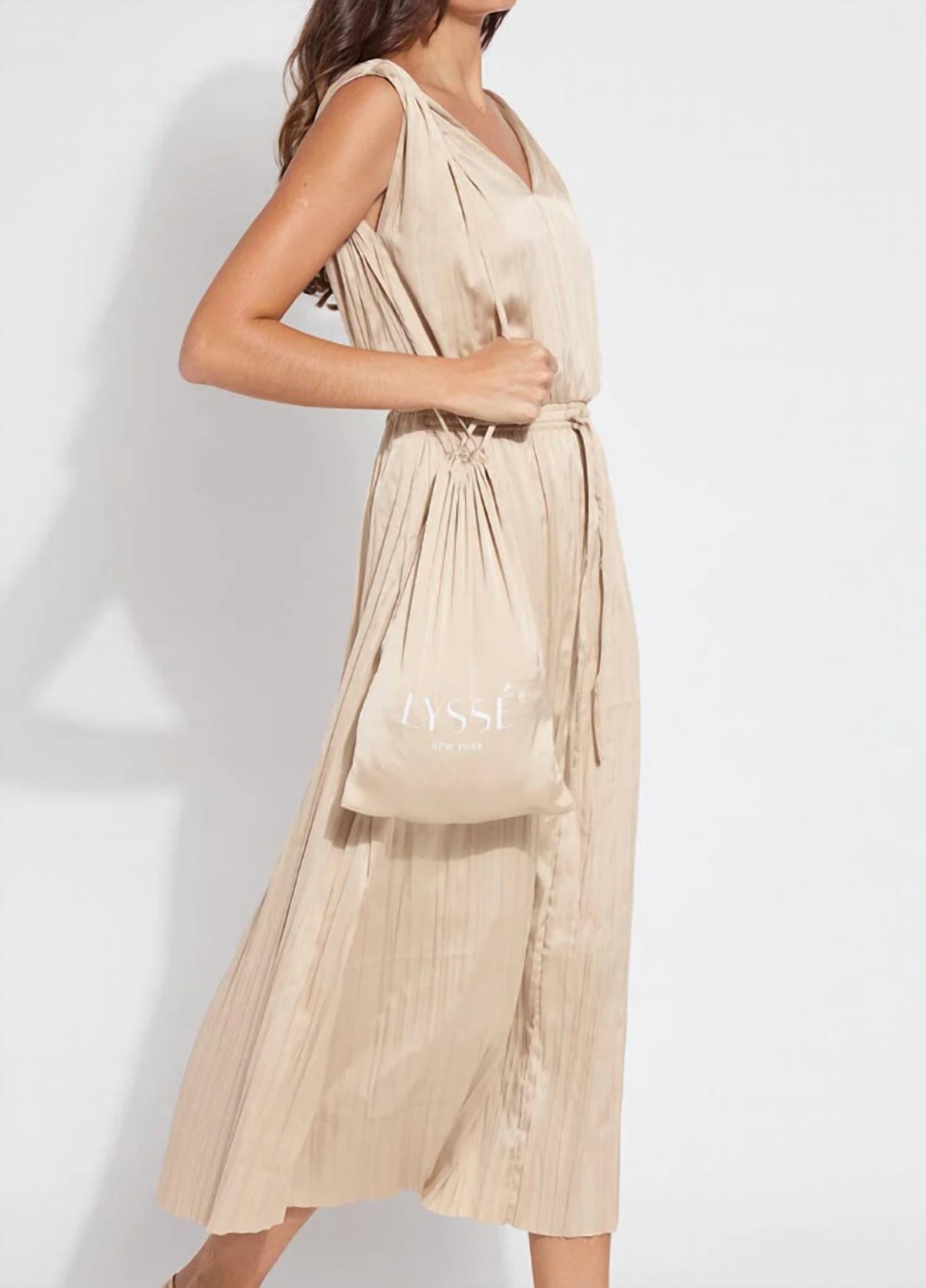 Lysse - The Packable Pleated Dress