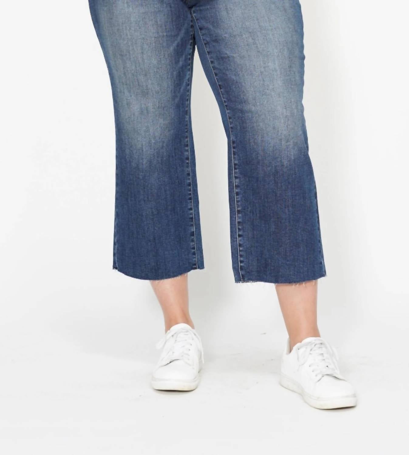 Judy Blue - Women's Kimi Crop Wide Leg Jeans