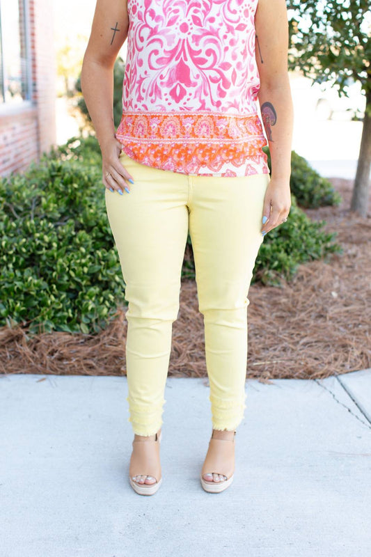 Charlie B - Women's Frayed Hem Denim Jeans