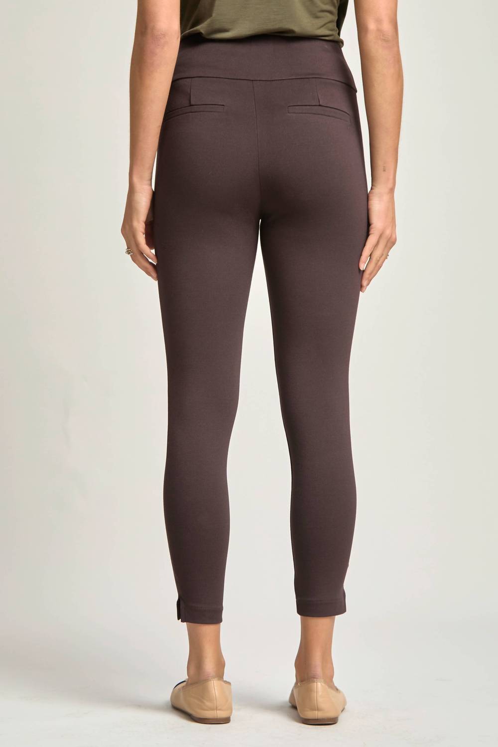 Dear Scarlett Elisa Skinny Pants in chocolate - women's pants - detail view