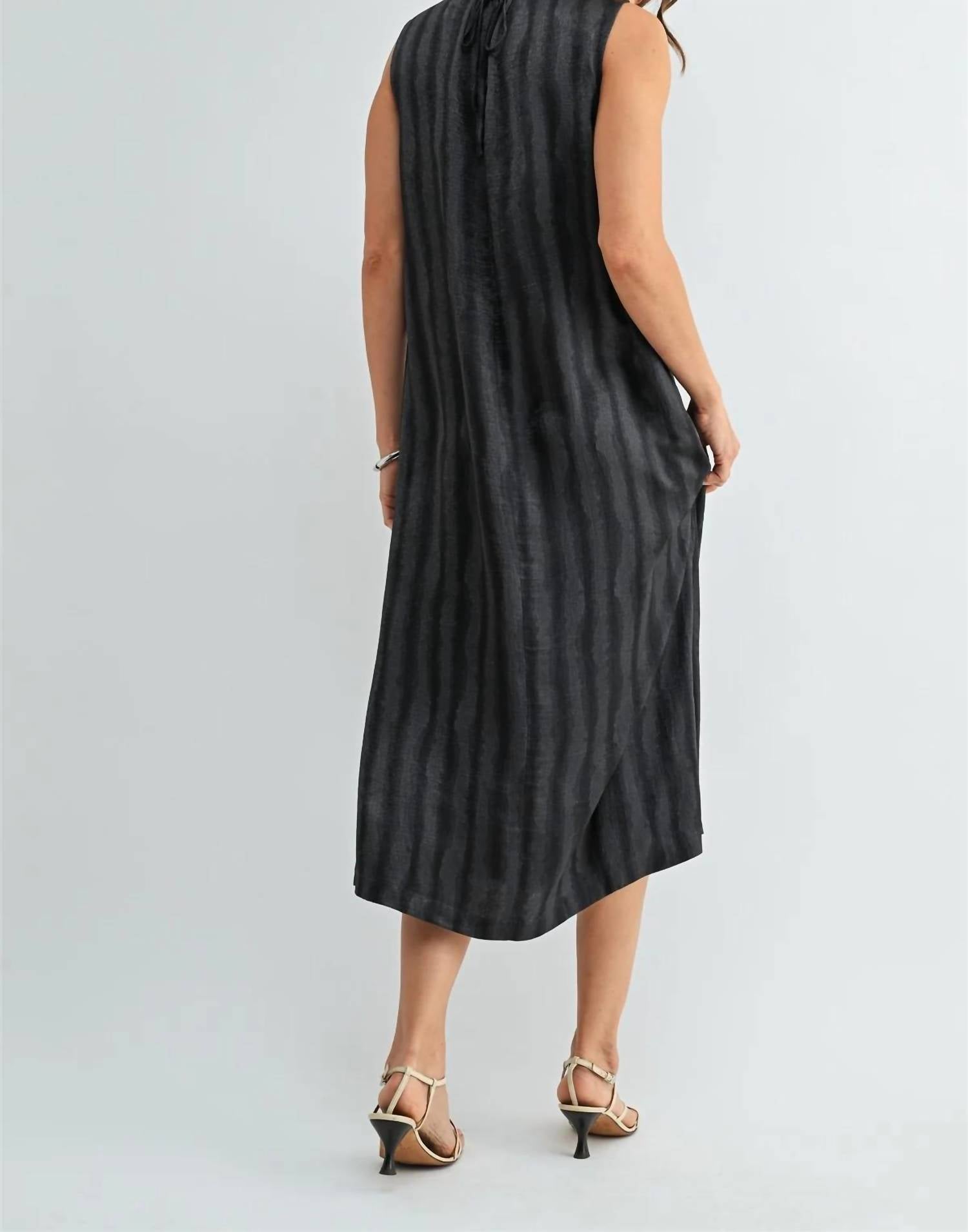 Fun 2 Fun - Textured Satin Sleeveless Dress