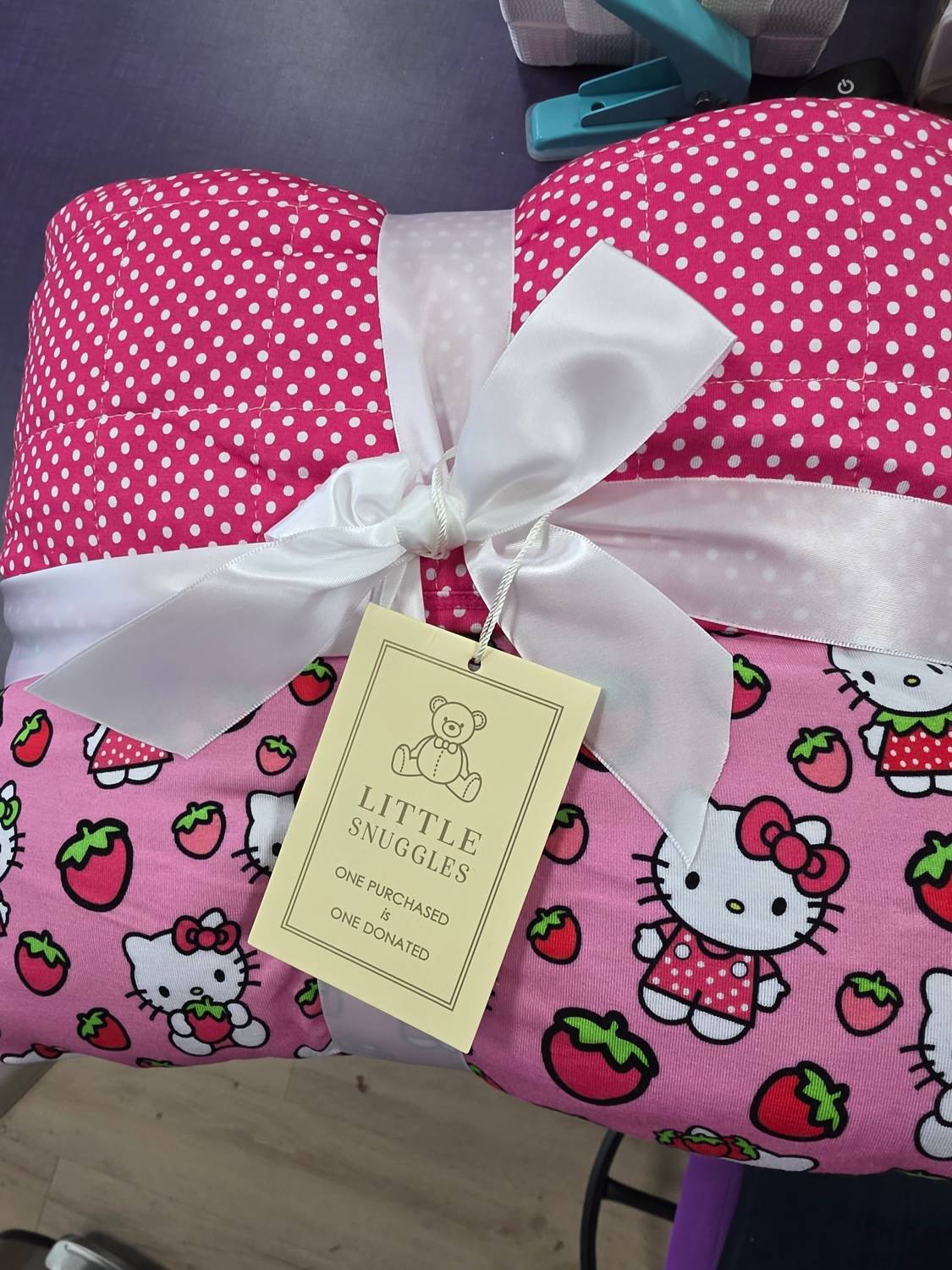 Charlies Project - Girl's Hello Cutie Strawberry Double Quilted Big Bamboo Blanket