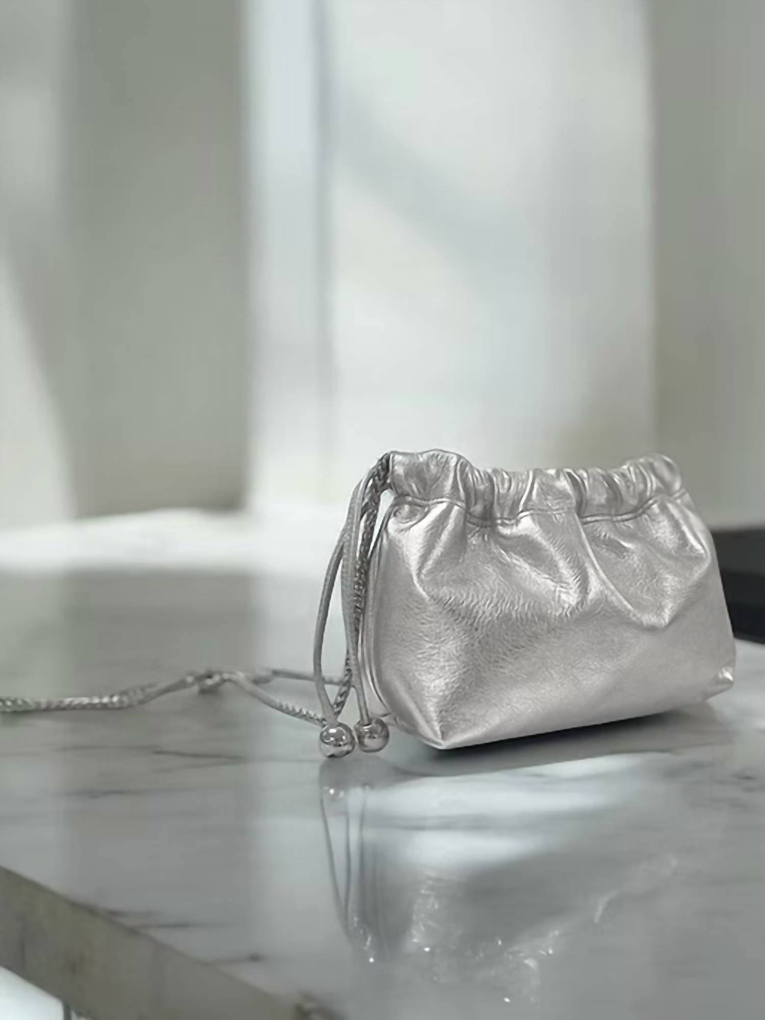 Ciel Women's Aria Mini Evening Bag in silver - women's bag - detail view