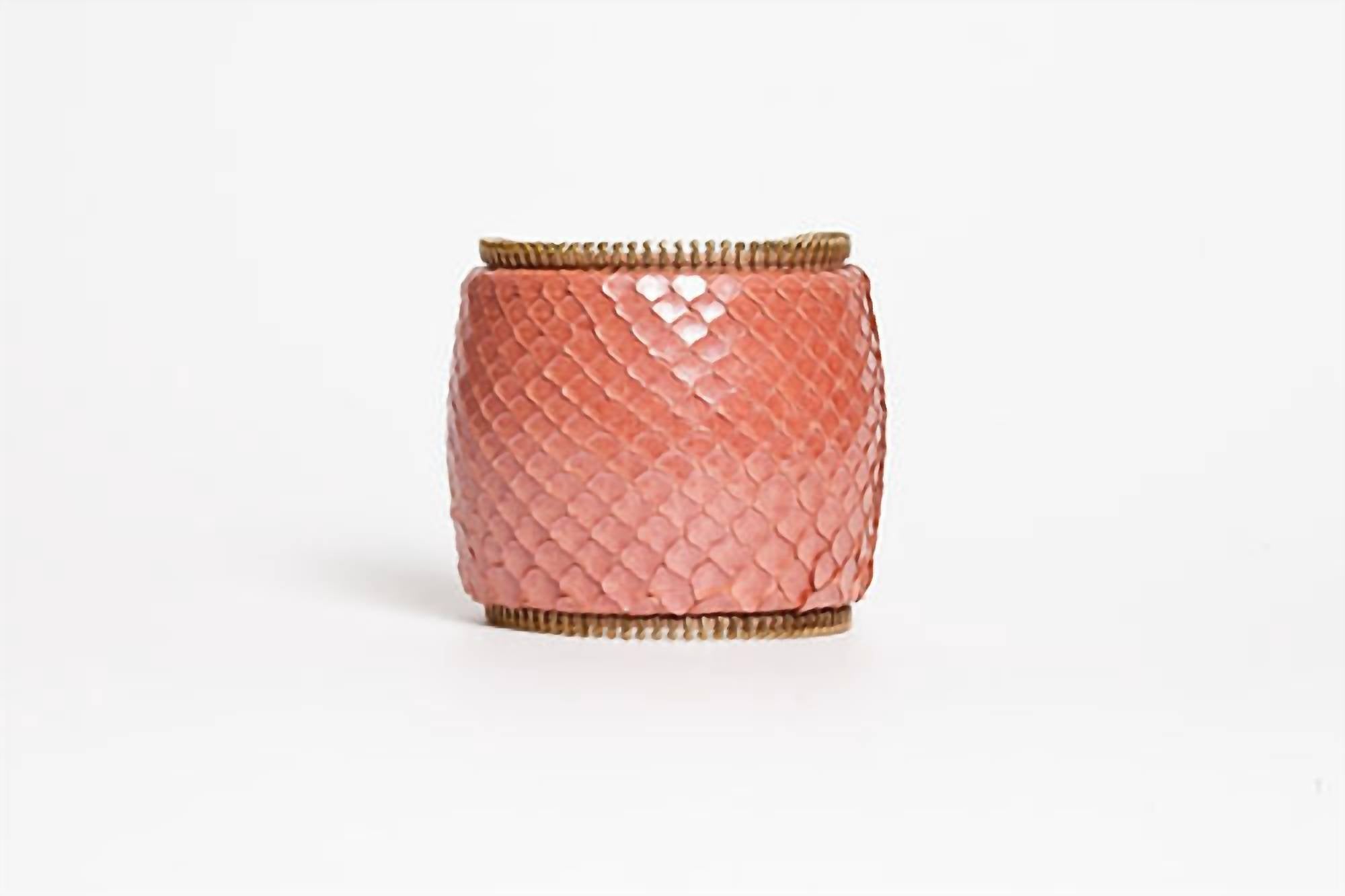 Avenue Chic - Women's Genuine Leather Circle Hinge Bracelet