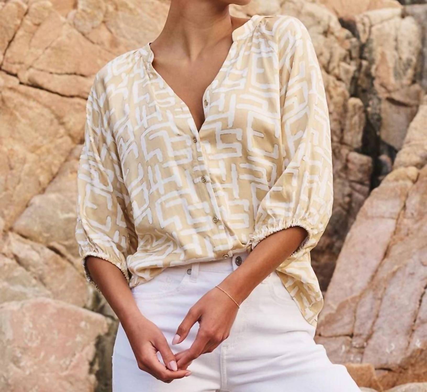 Esqualo - Eta Electric Raglan Sleeve Blouse