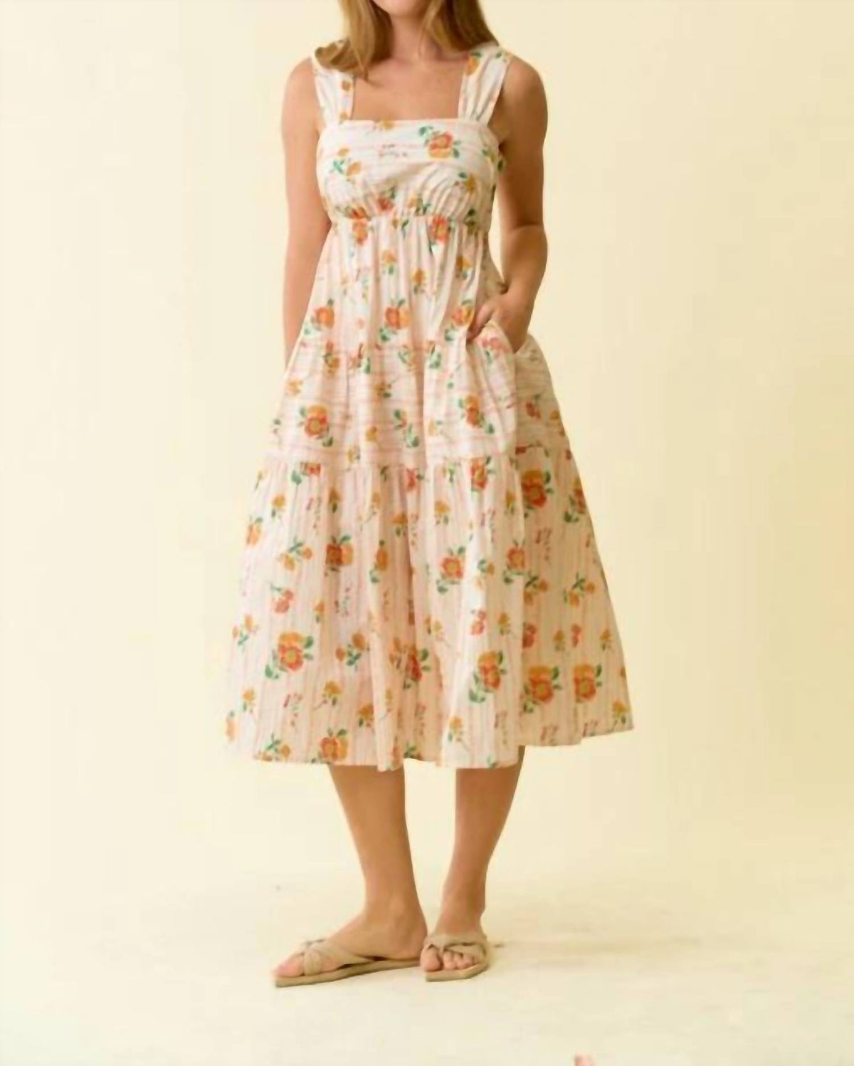 Doe And Rae - Floral Print Smocked Tiered Midi Dress
