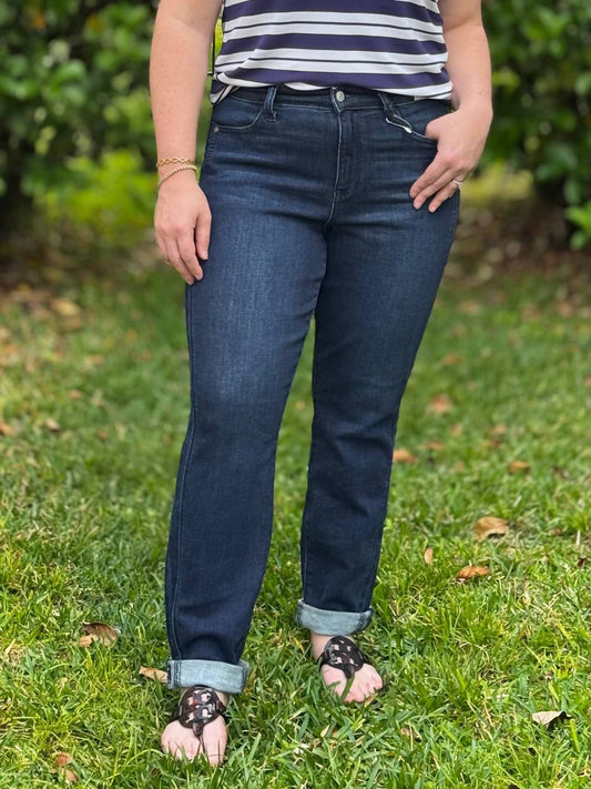 Judy Blue - Completely Committed Boyfriend Jeans