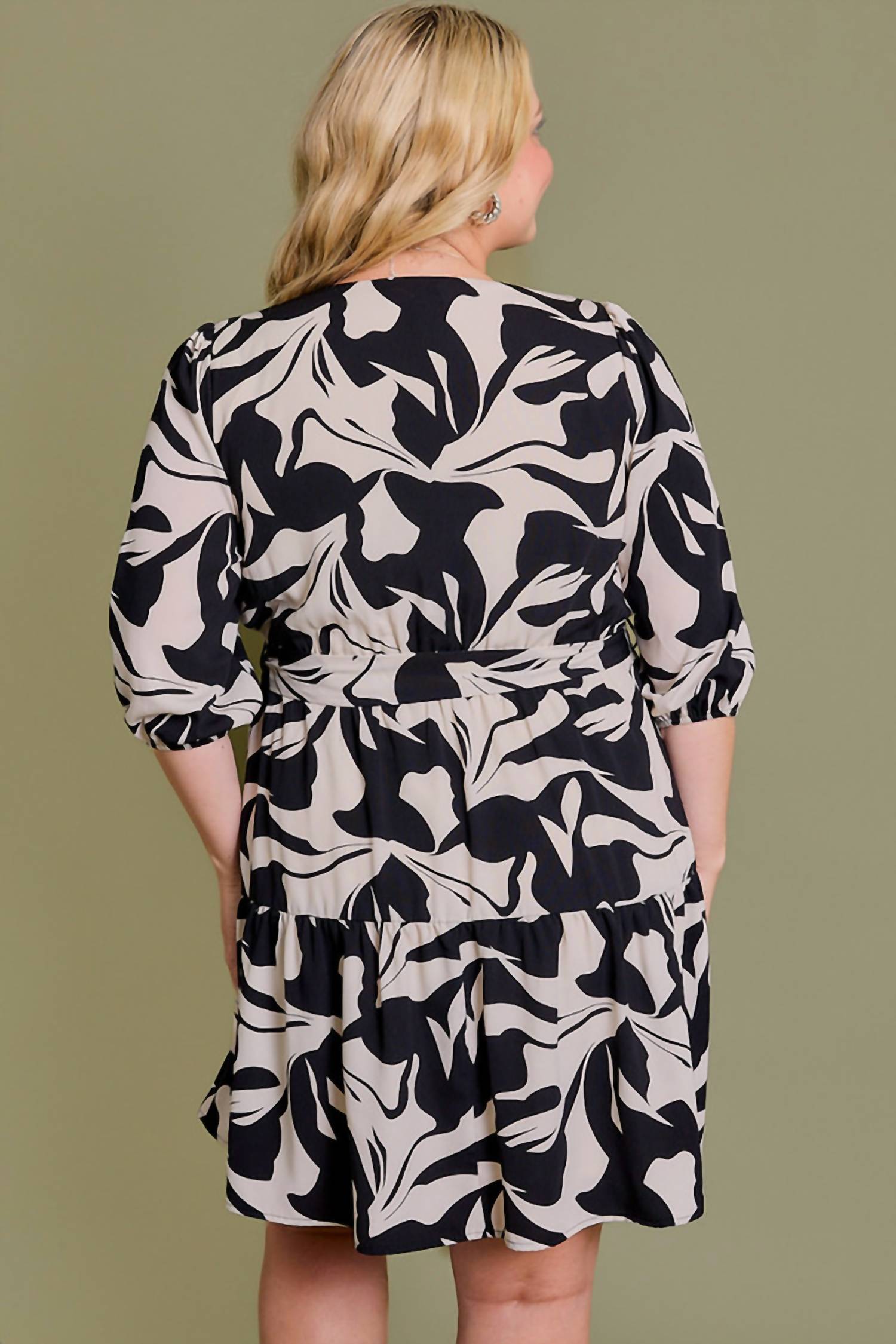 Gilli - Abstract Midi Dress