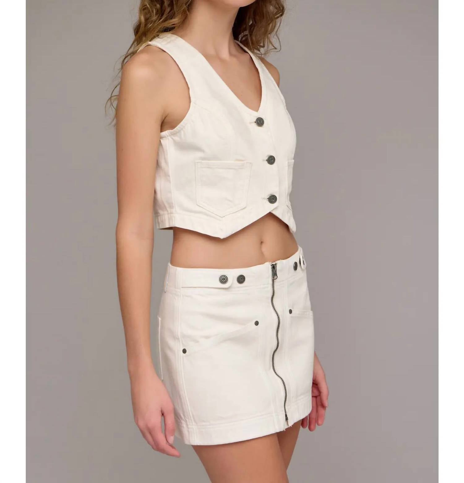 Hidden - Cropped Fitted Vest
