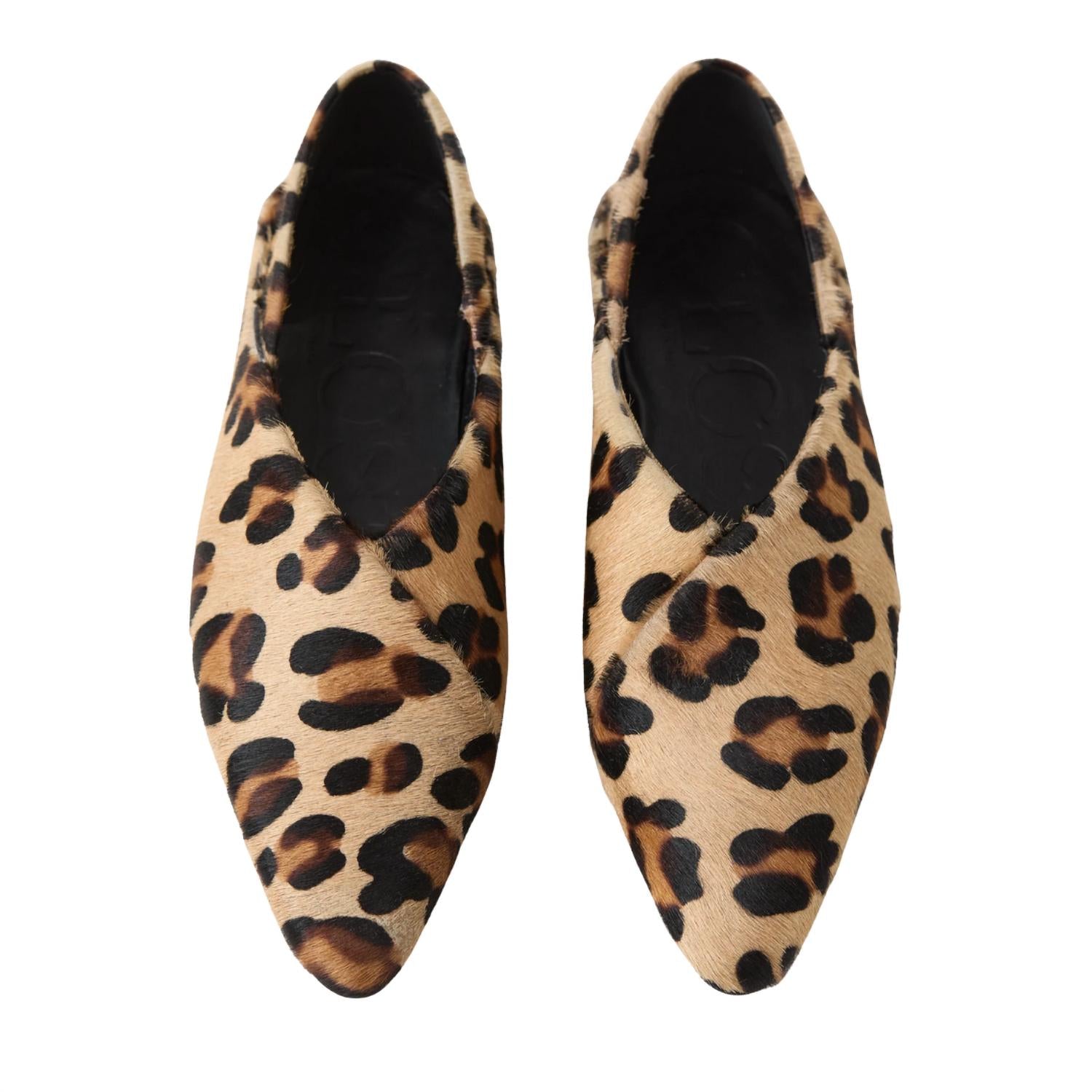 Closed - Women's Horsy Leopard Ballerina Flat