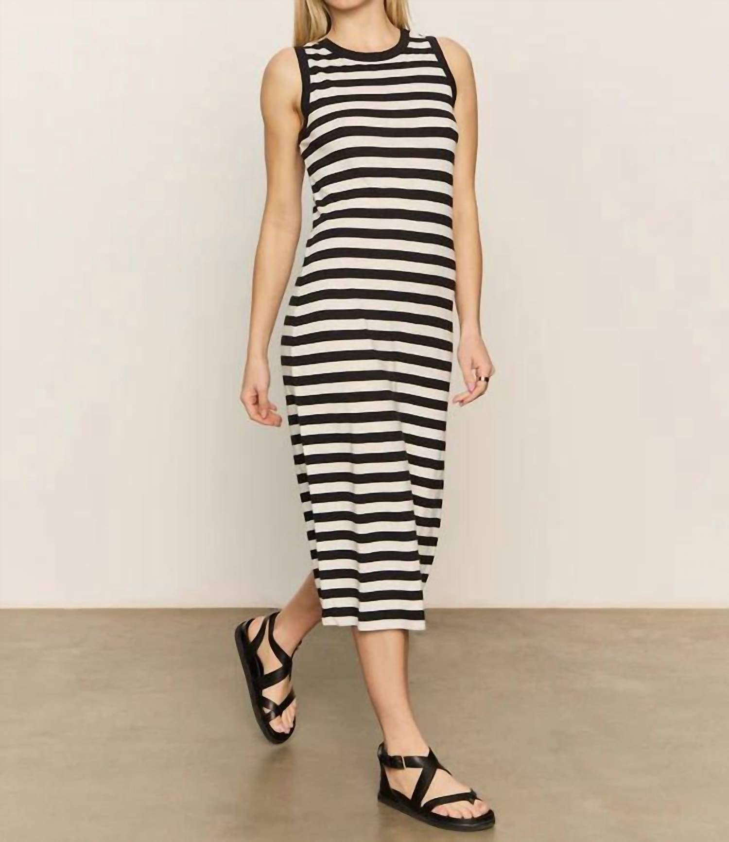 Sanctuary - Contrast Trim Maxi Dress