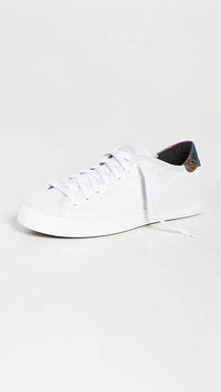 P448 - Women's Johnny Sneaker