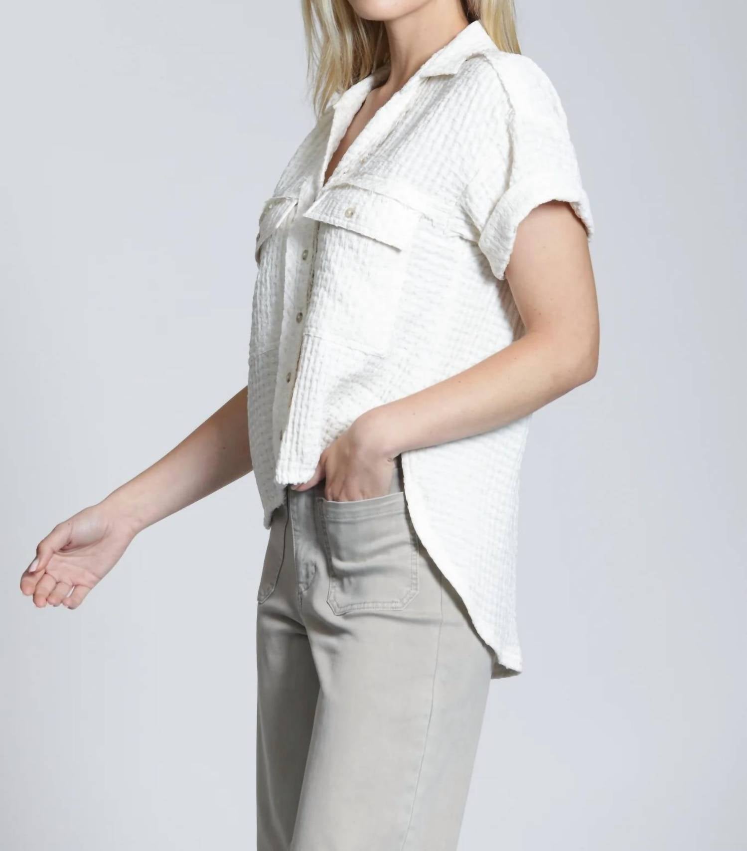 Apny - Breezy Bubble Blouse