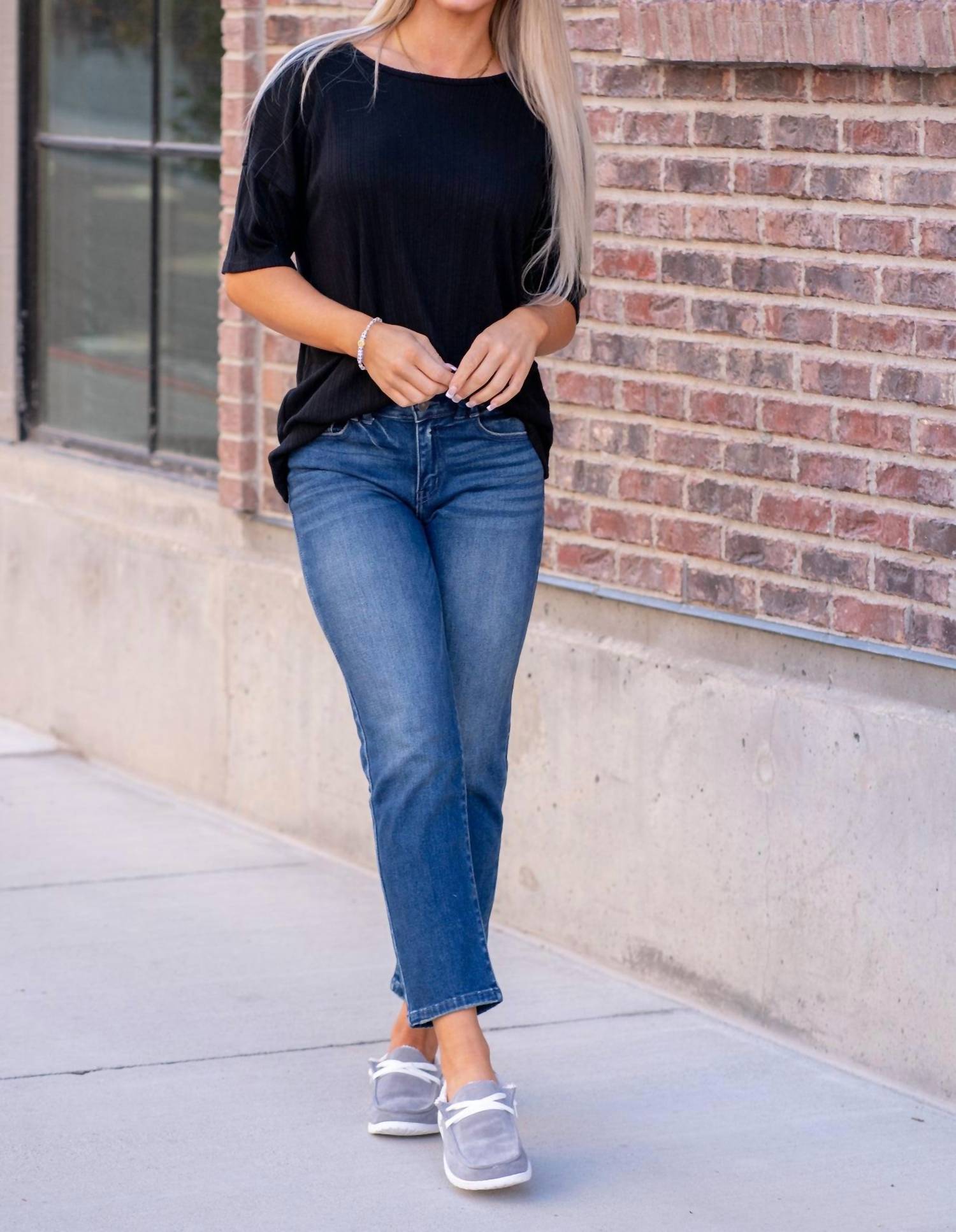Kancan - Mid Rise Slim Straight Fit Jean