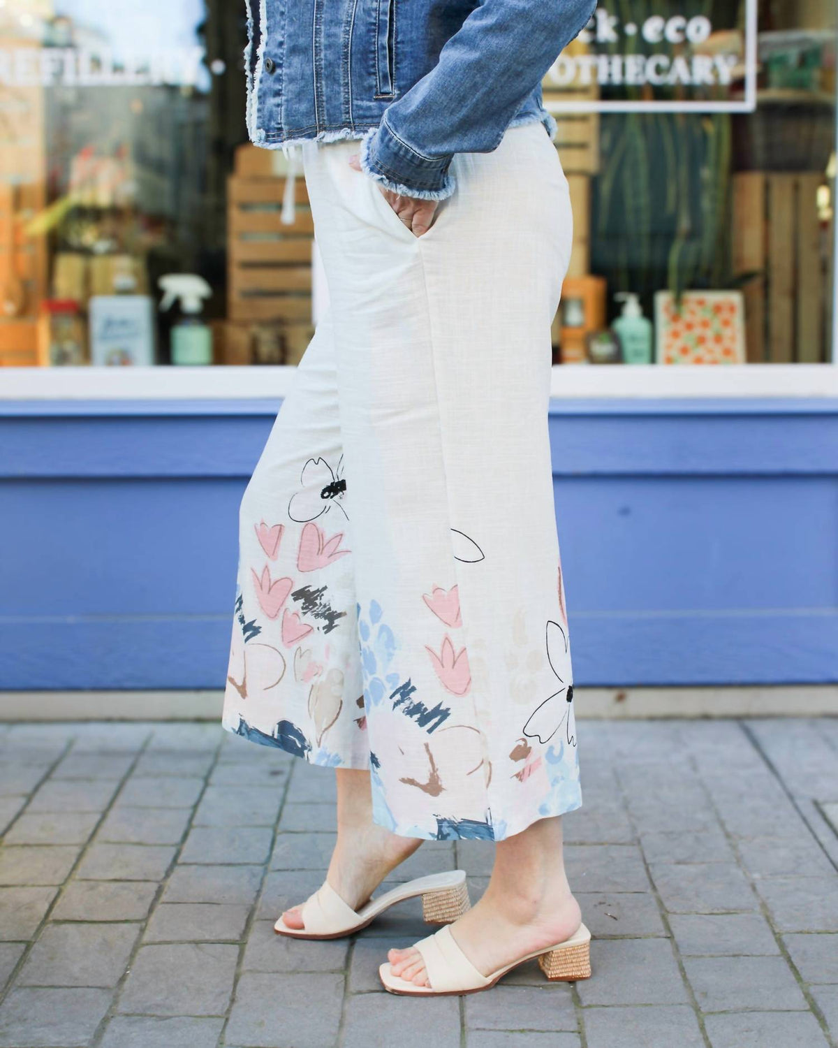 Charlie B - Cropped Linen Pant - Plus
