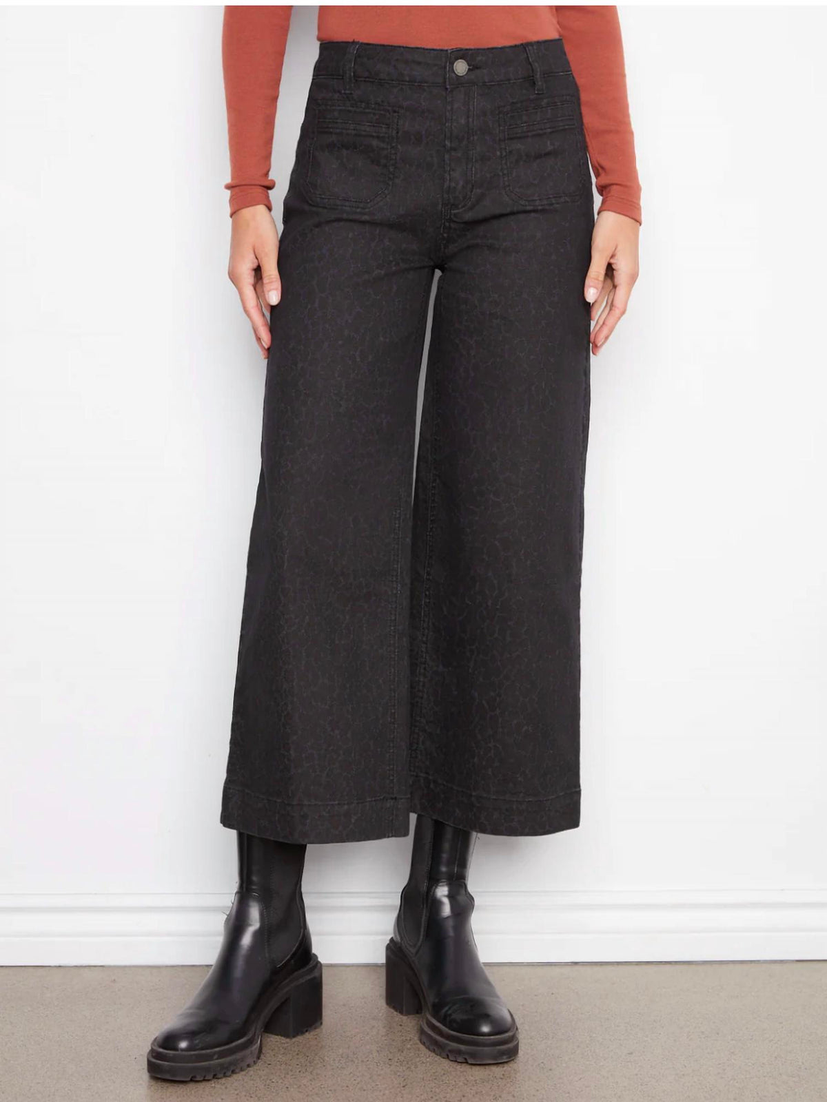 Charlie B - Cropped Patch Pocket Pants