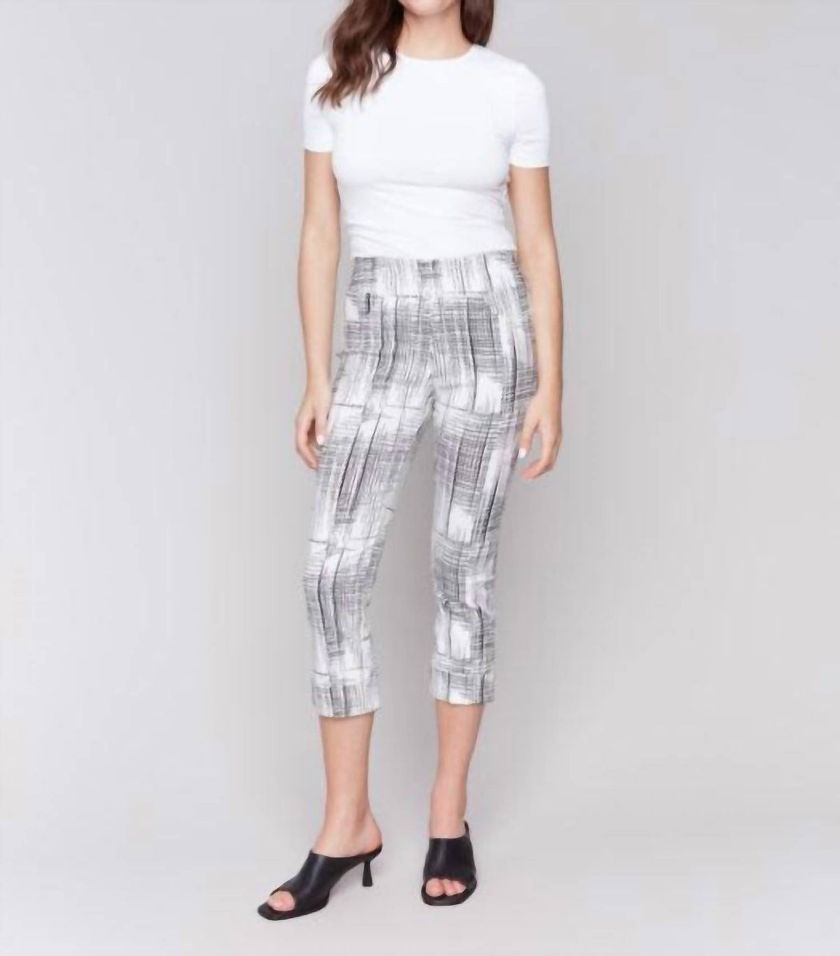 Charlie B - Geo Printed Pull On Capri Pant