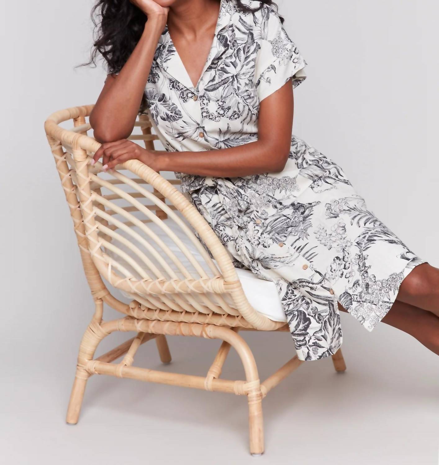Charlie B - Printed Short Sleeve Dress - black - clothing - dresses