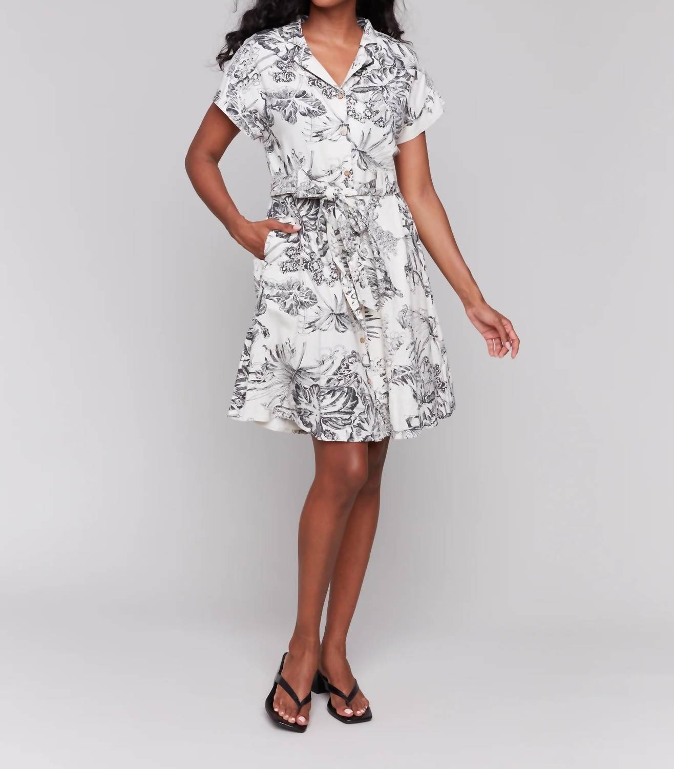 Charlie B - Printed Short Sleeve Dress - black - clothing - dresses