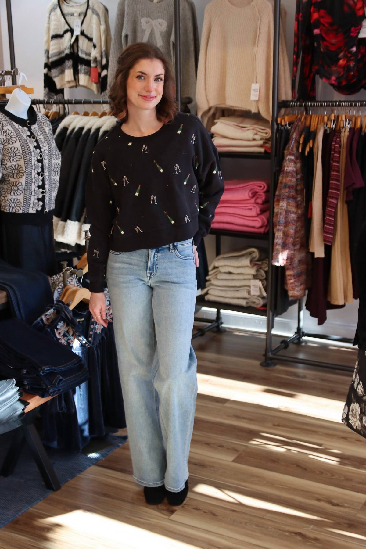Chaser - CHAMPAGNE PARTY SWEATSHIRT