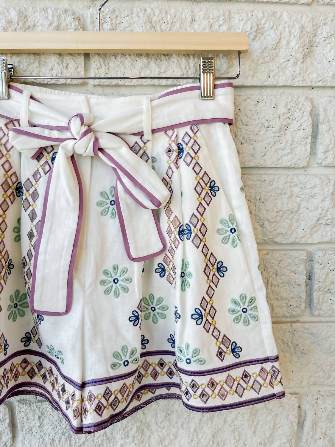 Christy Lynn - Bennet Short - clothing - linen - patterned