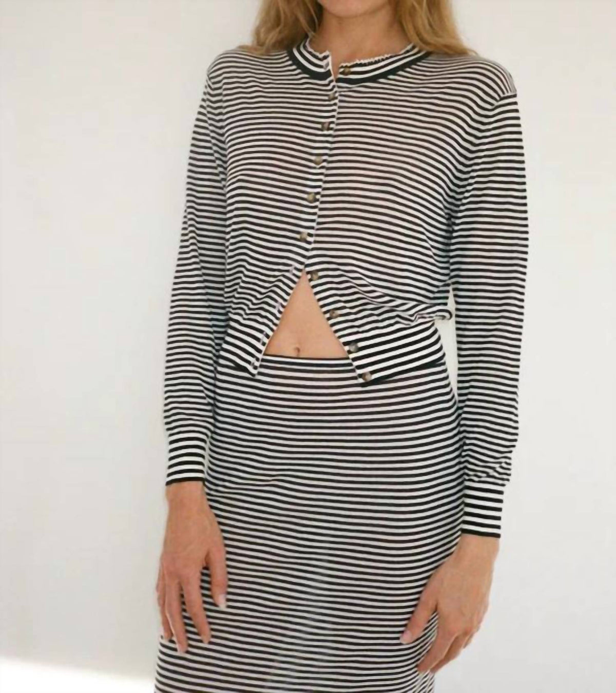 Ciao Lucia - Hydra Cropped Cardigan