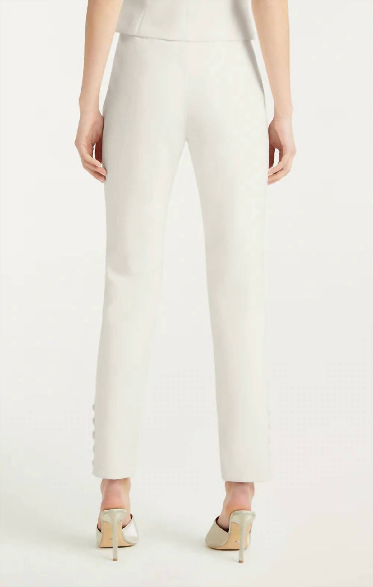 Rowena Pant