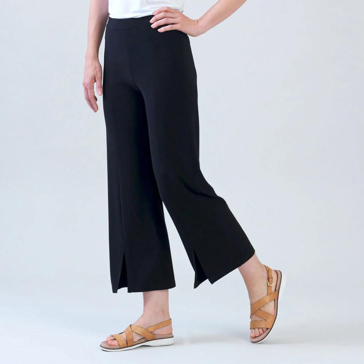 Clara Sunwoo - Relaxed Kick Front Slit Ankle Pant