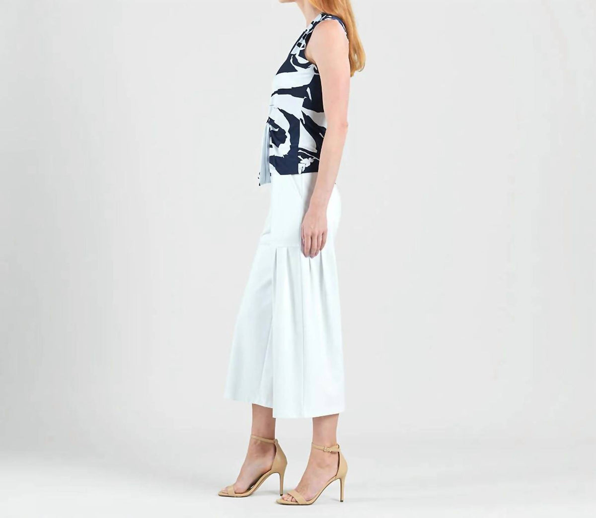 Clara Sunwoo - V-neck Top