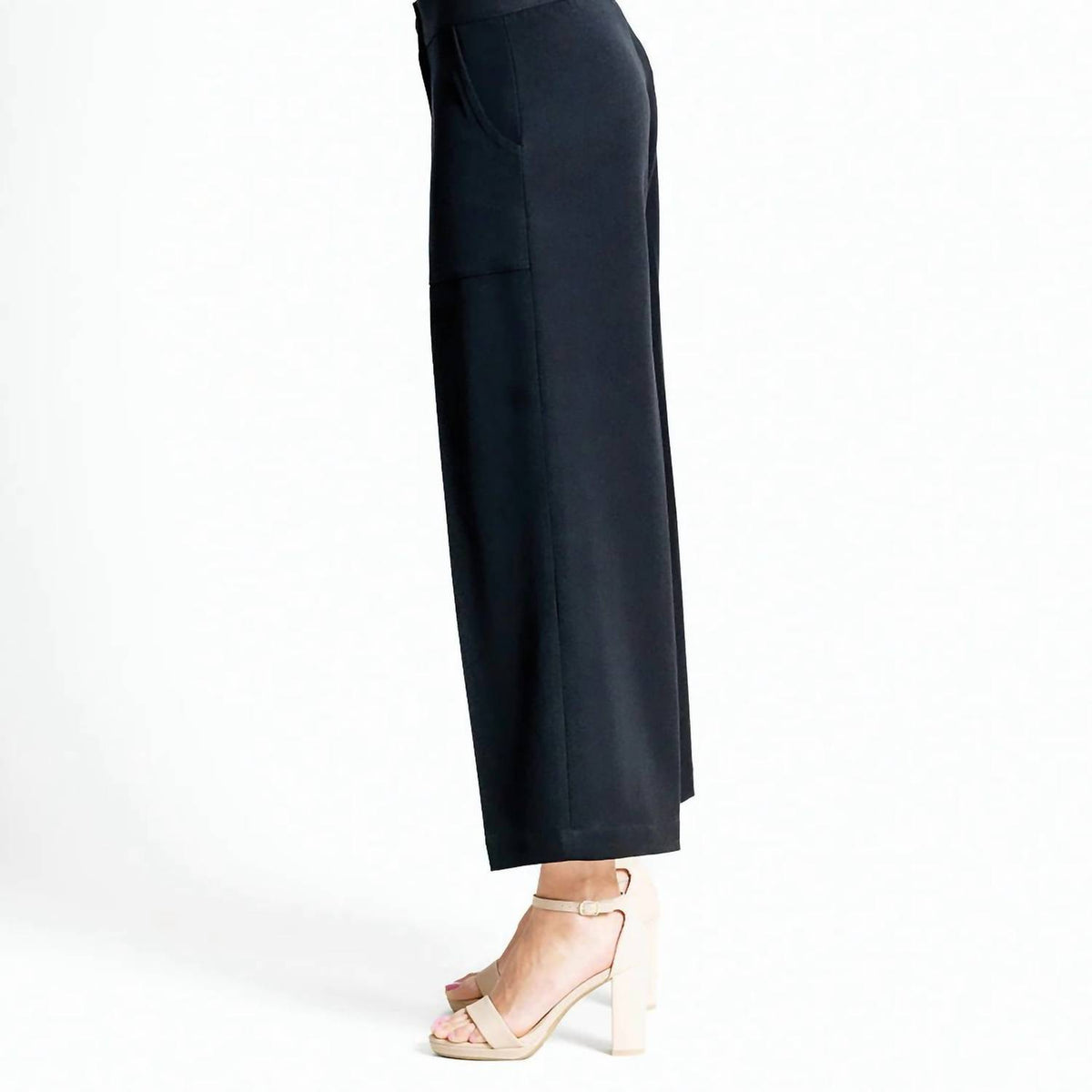 Clara Sunwoo - Woven Twill Zip Closure Front Pocket Cropped Trouser