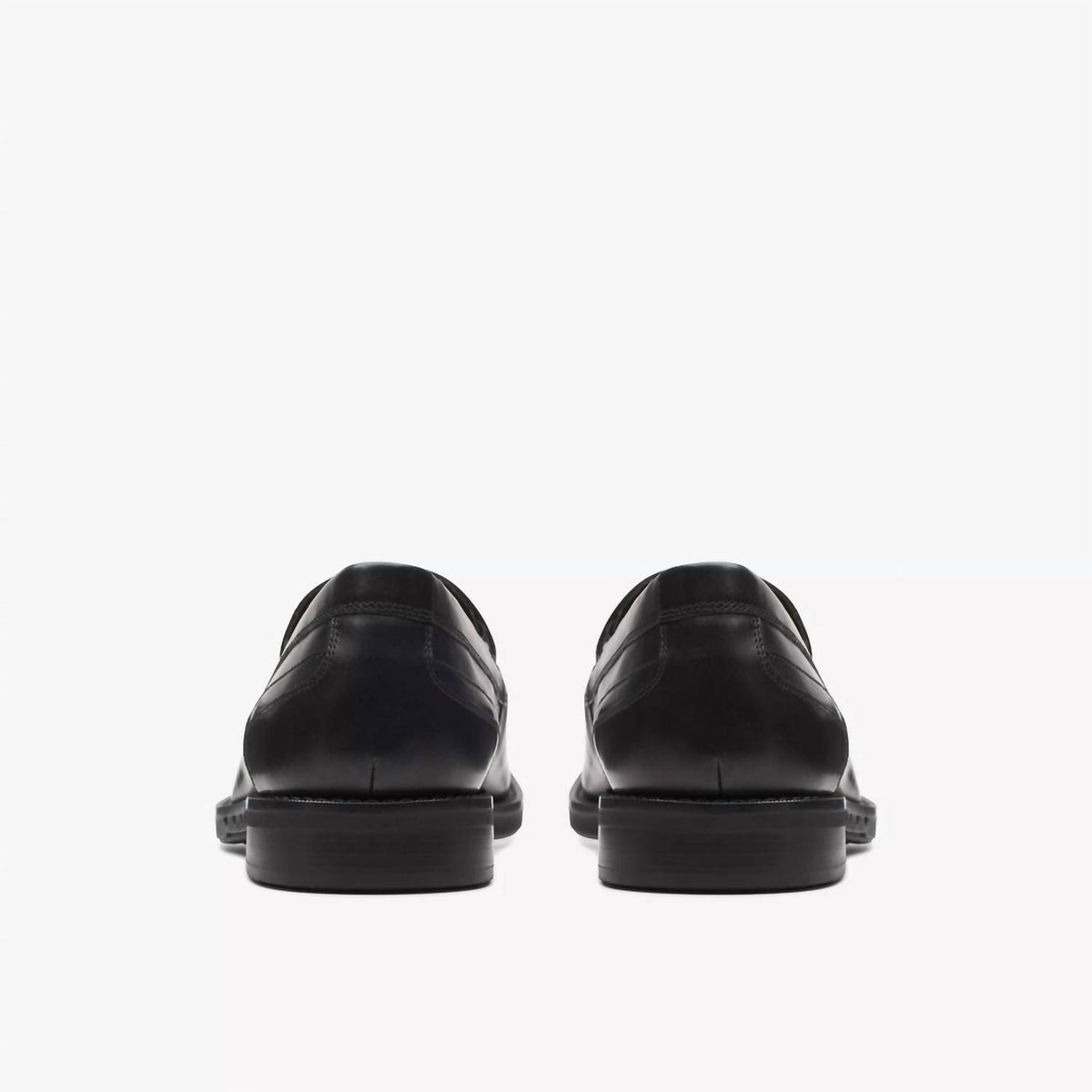 Clarks - Men's Un Hugh Step Shoes