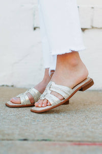 Clarks - Women's Ariany Mule