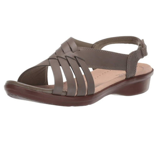 Clarks - Women's Loomis Cassey Sandal - green - leather - sandals