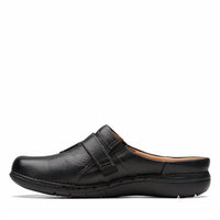 Clarks - Women's Un Loop Ease Slip - on Shoes - black - clogs - leather