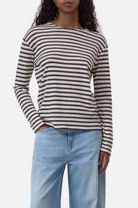 Closed - Basic Long Sleeve Tee