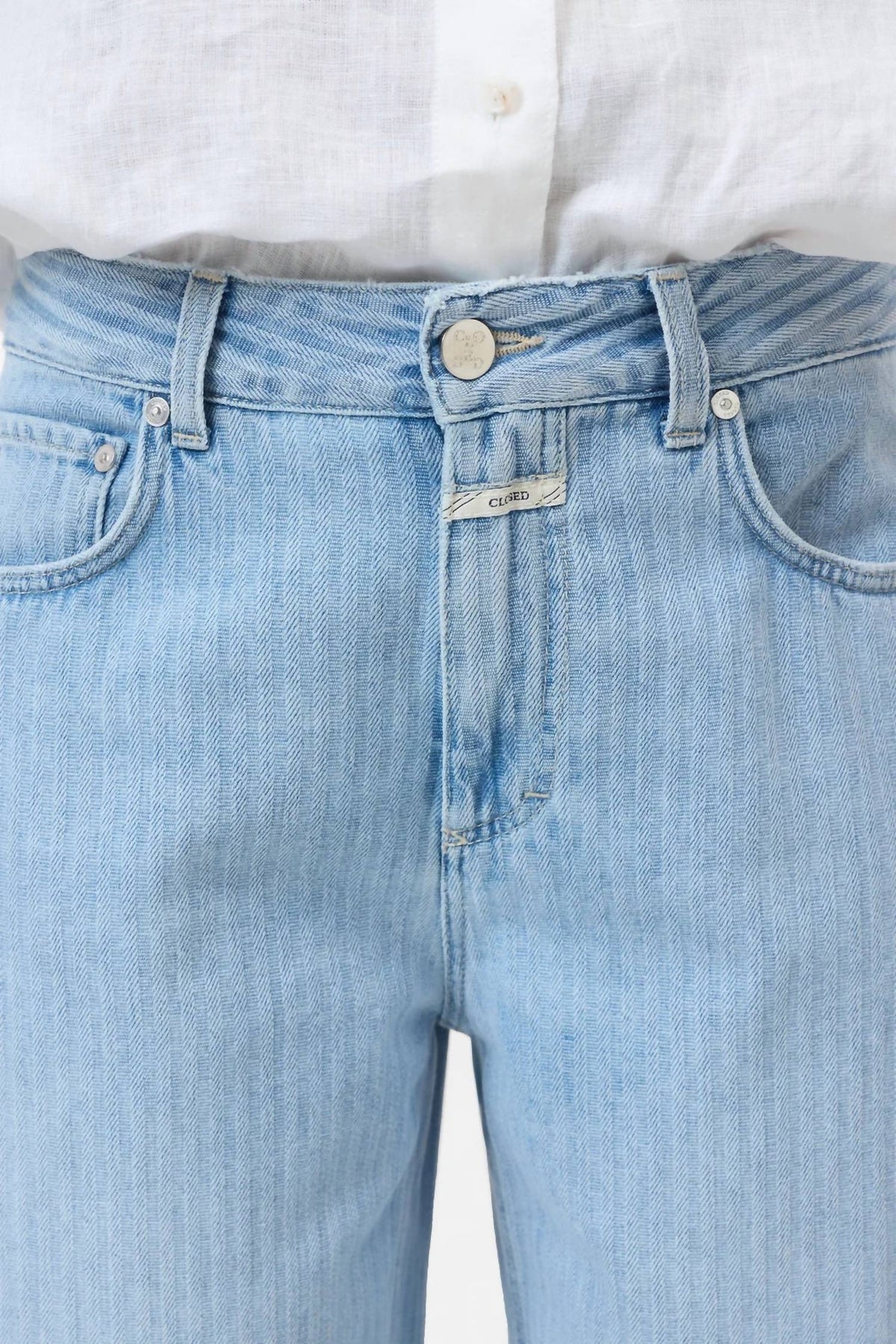 Closed - Jazzie Barrel Jean