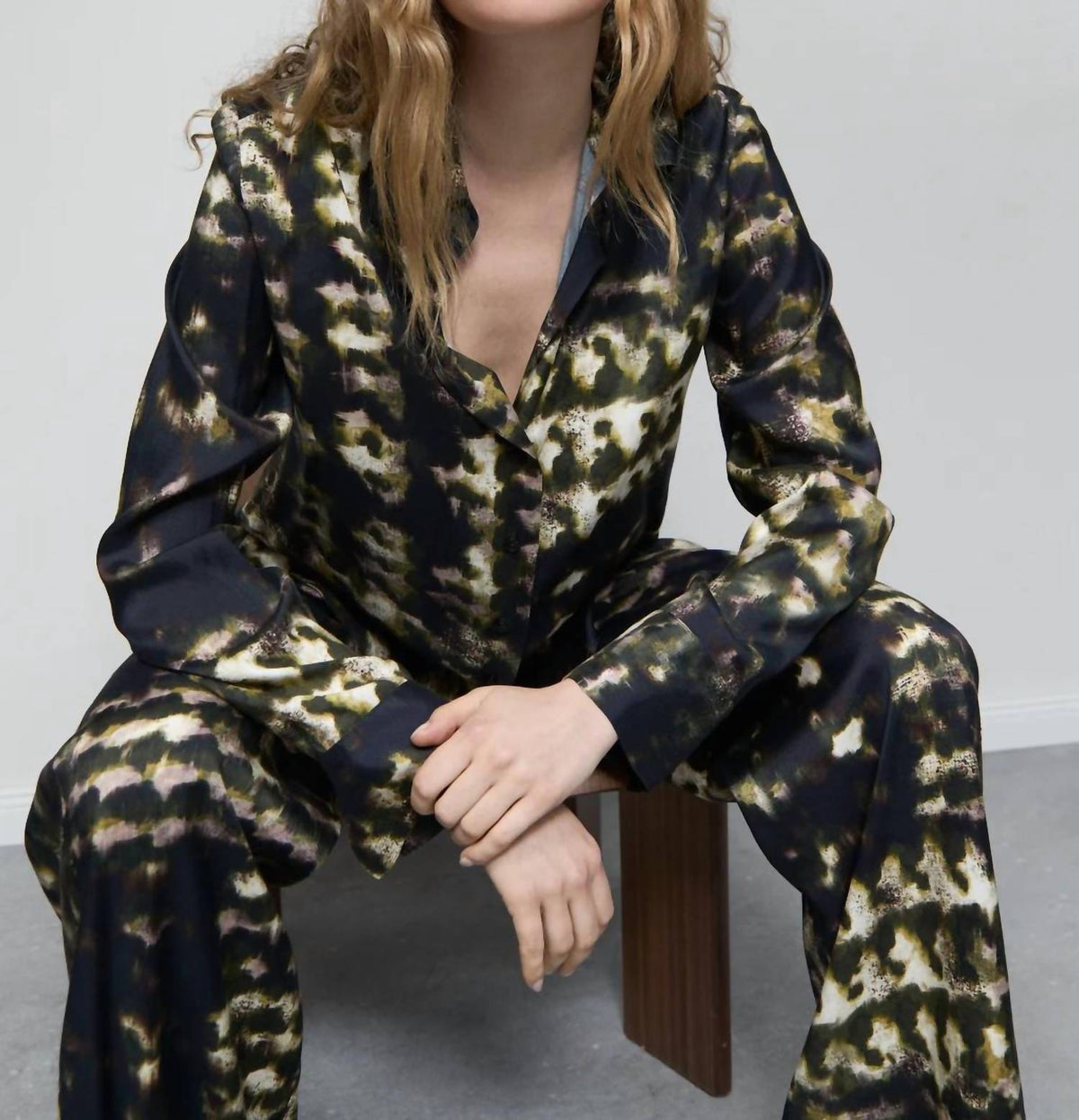 Closed - Straight Cut Button Down Top