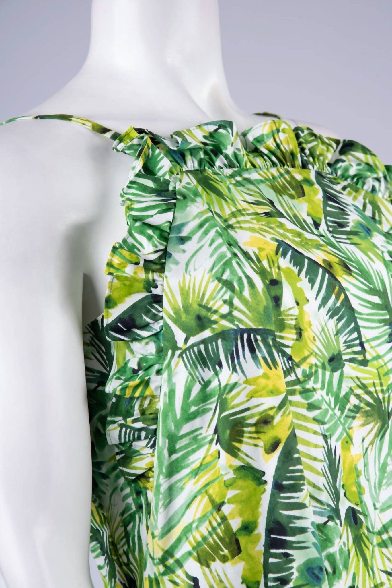 Clover And Sloane - Sleeveless Ruffle Top Knee Length Dress - clothing - collection:vacationdresses(Auto) - dresses