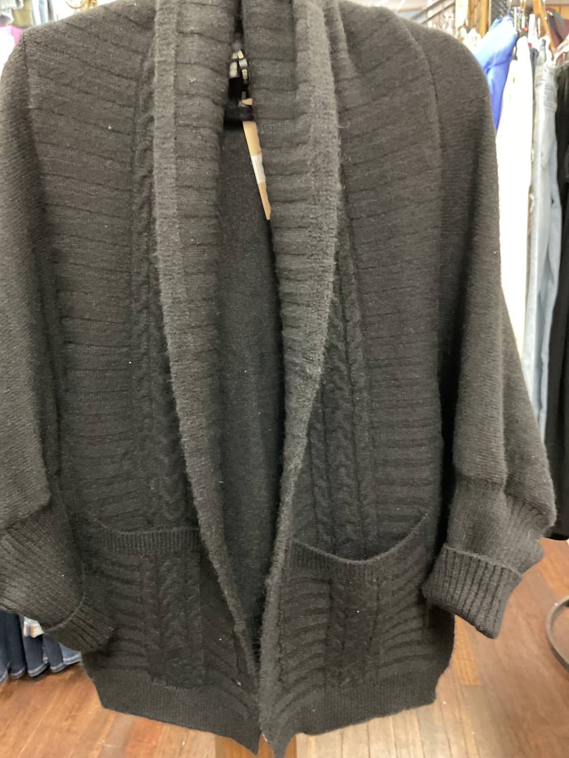 Coco + Carmen - Women's Mari cropped cable pocket front cardigan
