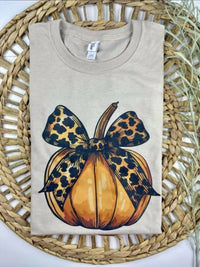 Color Theory - Pumpkin T-Shirt with Leopard Bow