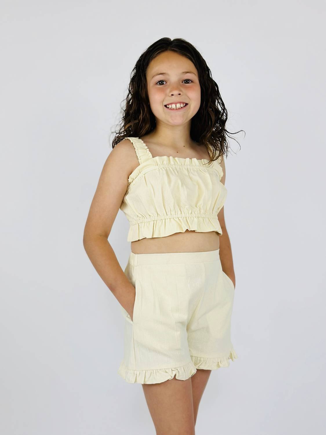 Compania Fantastica - Girl's Cropped Ruffle Top - beige - clothing - kids