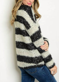 Cozy Casual - STRIPED SWEATER