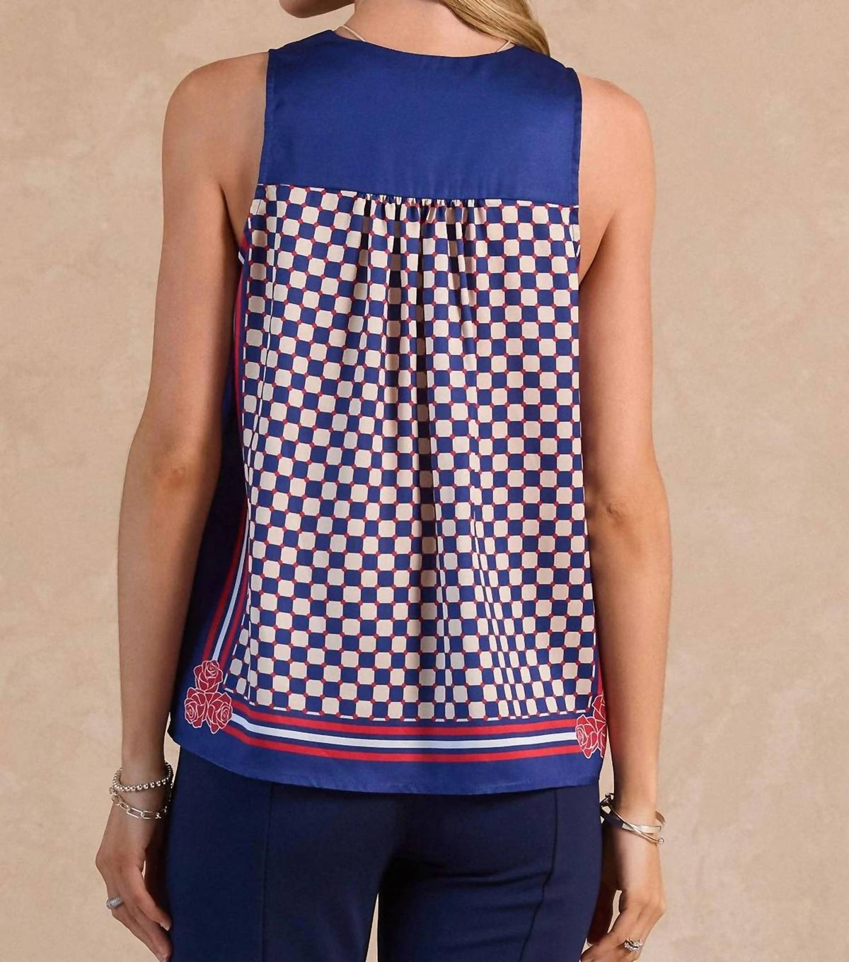 Current Air - Checkerboard Printed V-neck Sleeveless Top