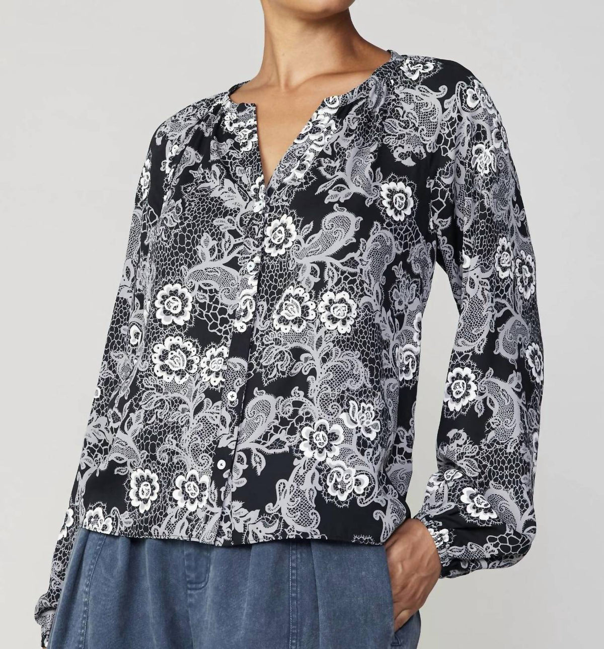 Current Air - Isabel Floral Blouse